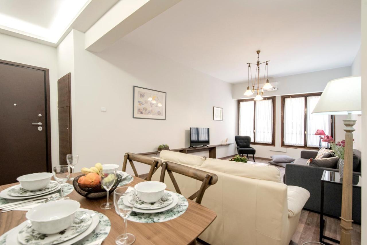 ¨Socrates¨ Traditional Apartment In The Center Of Атина Екстериор снимка