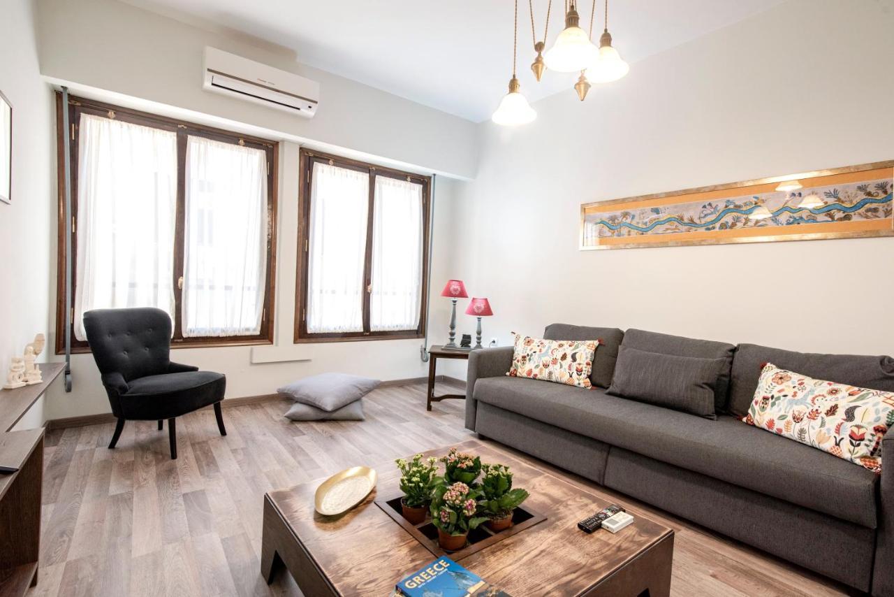 ¨Socrates¨ Traditional Apartment In The Center Of Атина Екстериор снимка